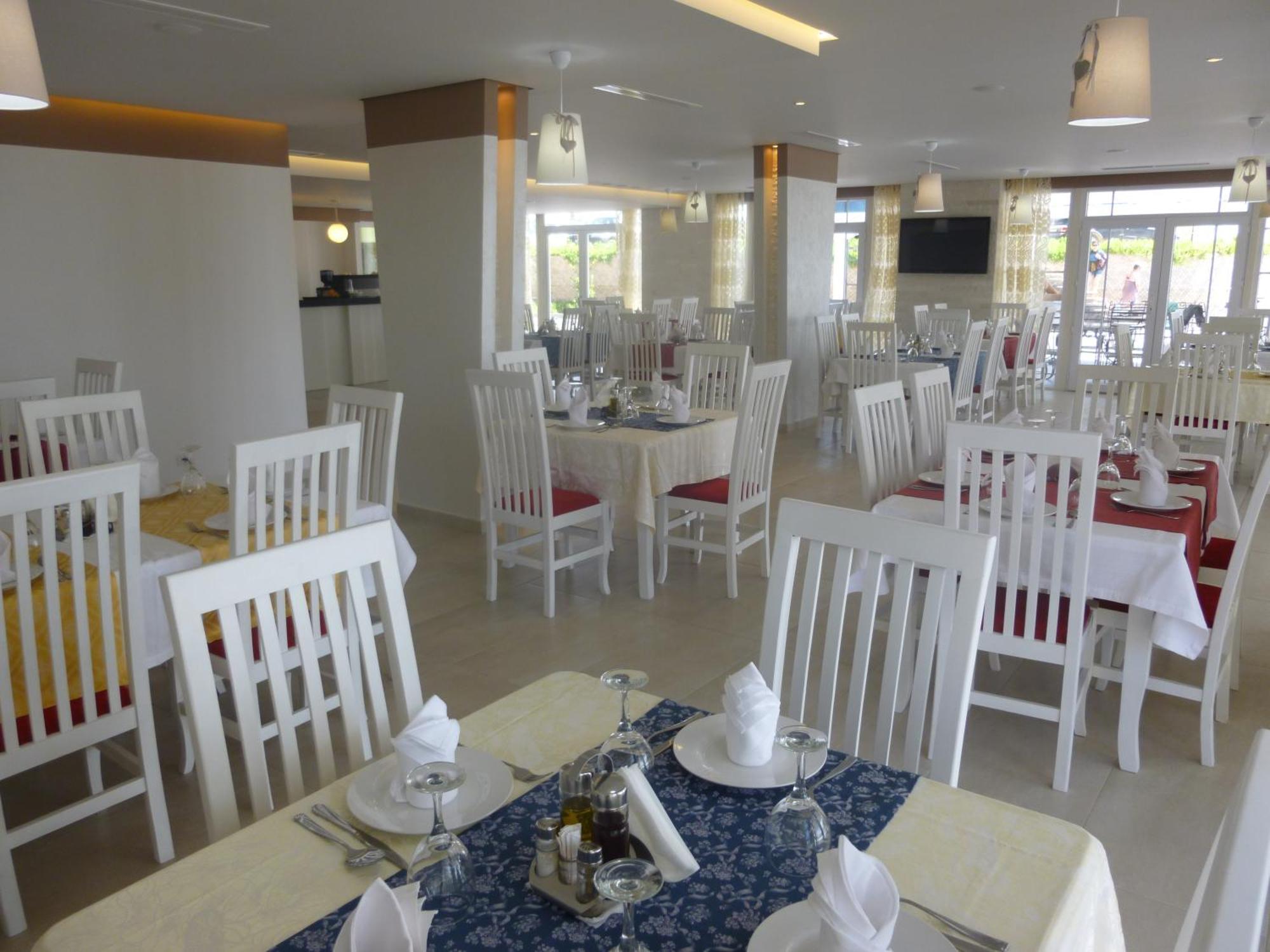 Villamaria Hotel Zverneci Екстериор снимка