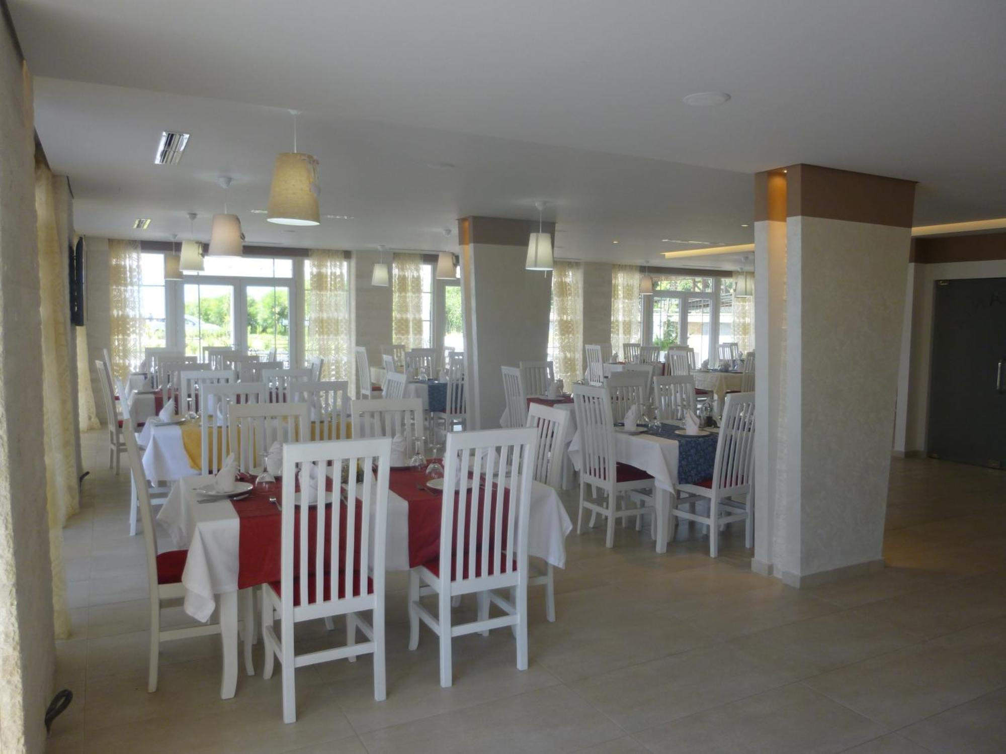 Villamaria Hotel Zverneci Екстериор снимка