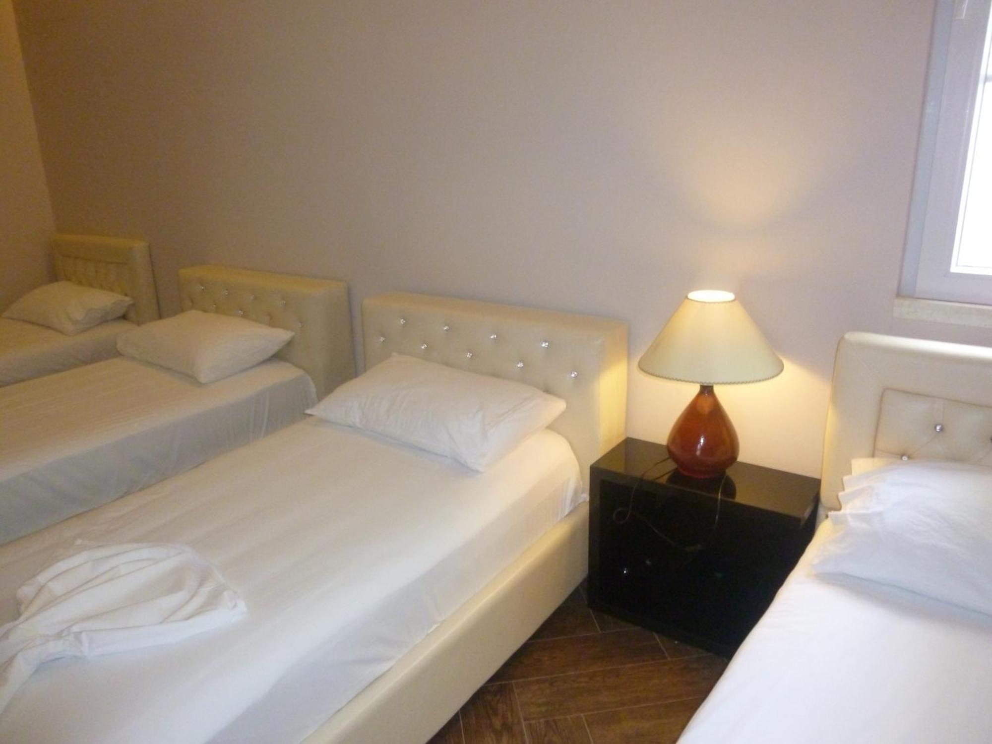 Villamaria Hotel Zverneci Екстериор снимка