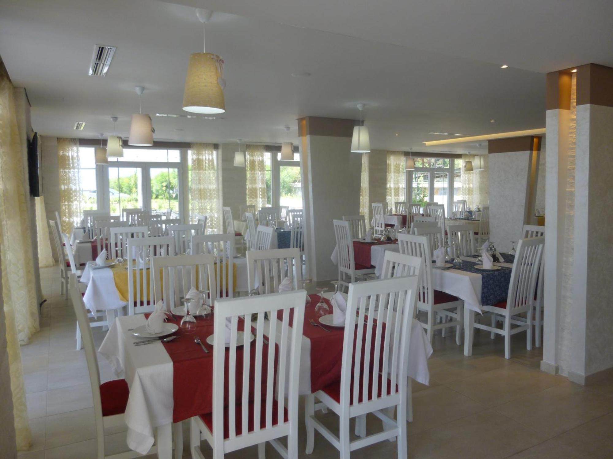 Villamaria Hotel Zverneci Екстериор снимка