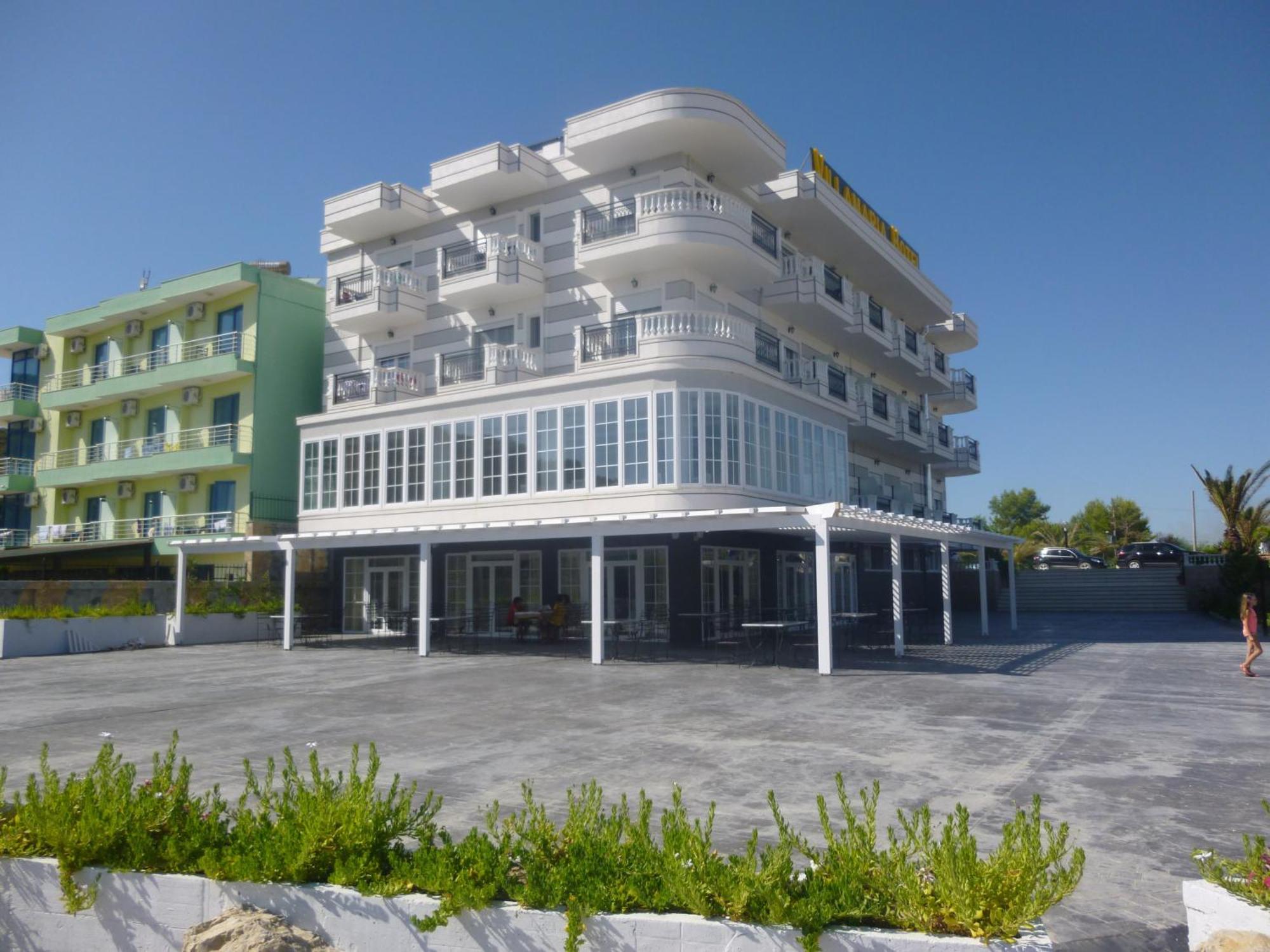 Villamaria Hotel Zverneci Екстериор снимка