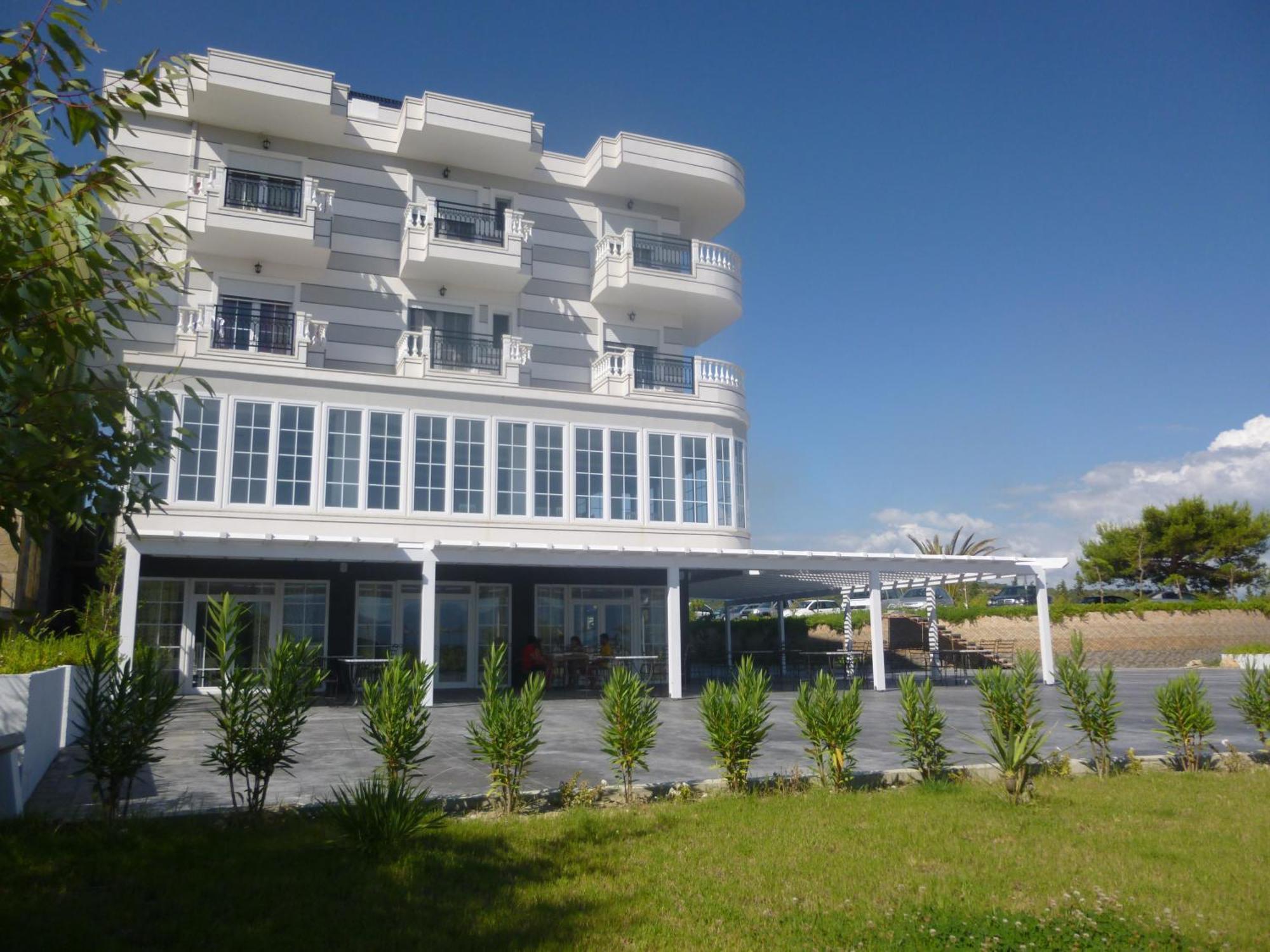 Villamaria Hotel Zverneci Екстериор снимка