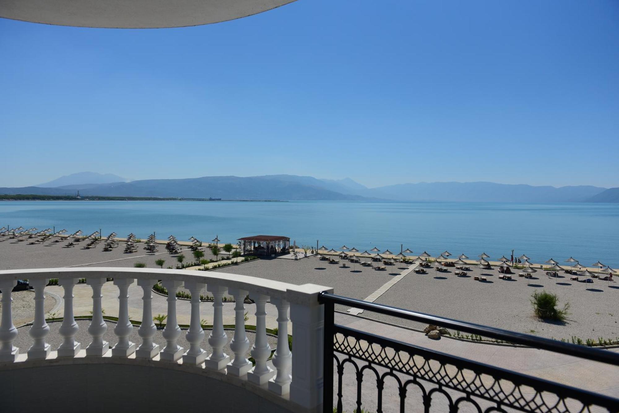 Villamaria Hotel Zverneci Екстериор снимка